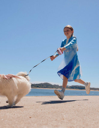 Disfarce Disney Frozen Elsa com capa de tule para menina, azul