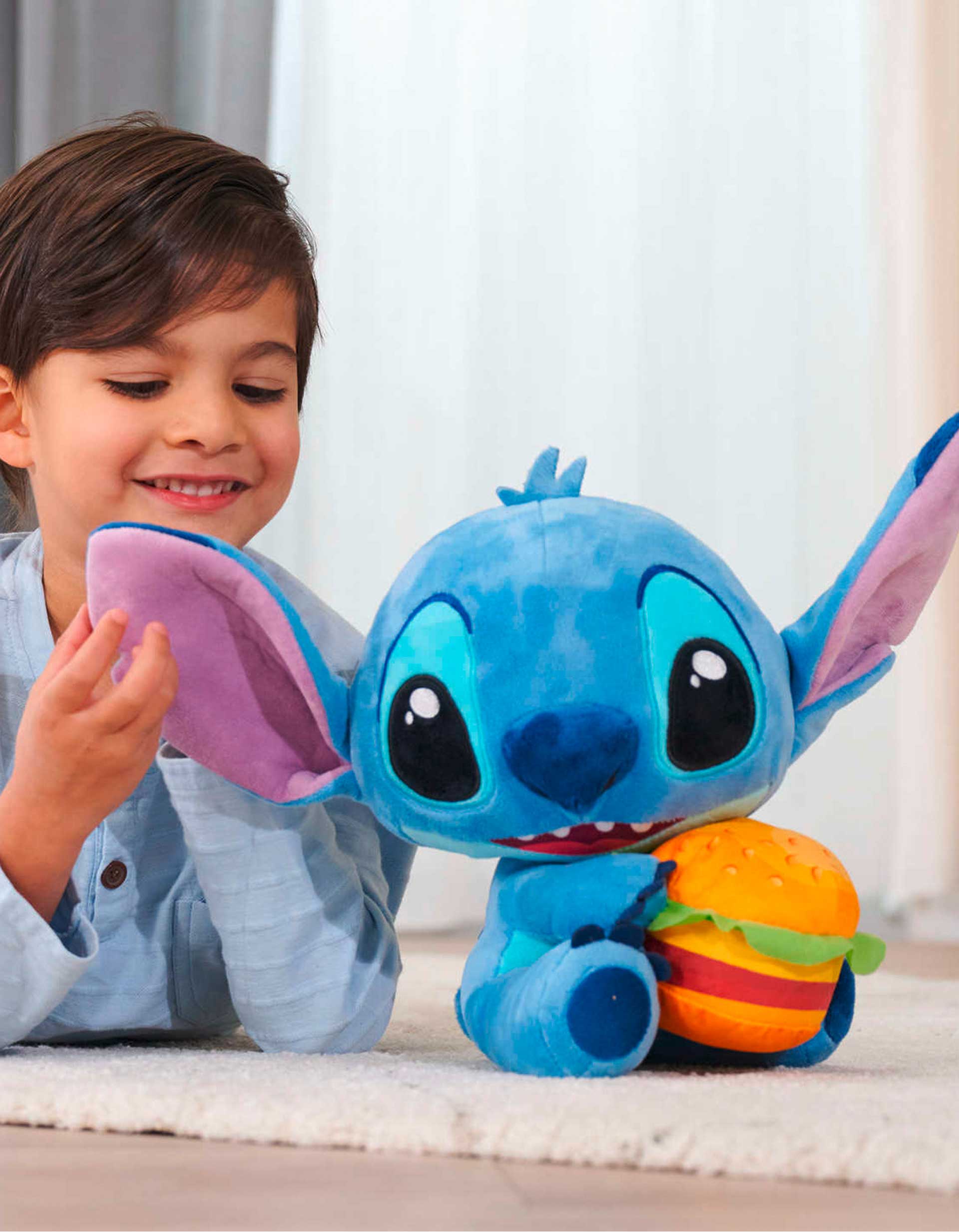 Peluche Disney Stitch com Hambúrguer 25 cm