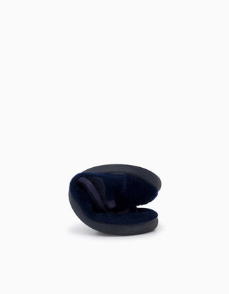 Pisamonas Barefoot velvet Mary Jane shoes for babies and girls, navy blue