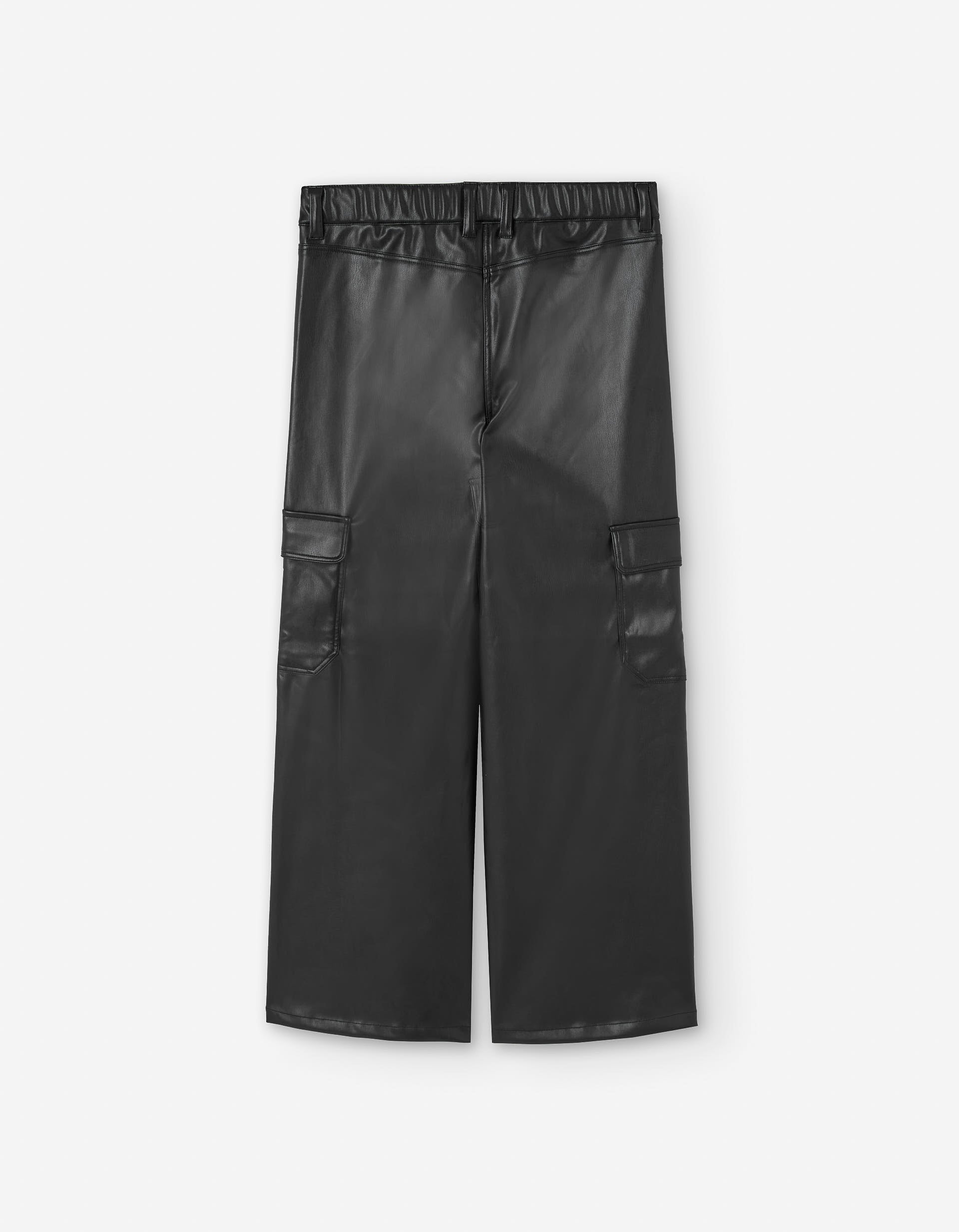 Calças de pele sintética com bolsos cargo para menina, preto