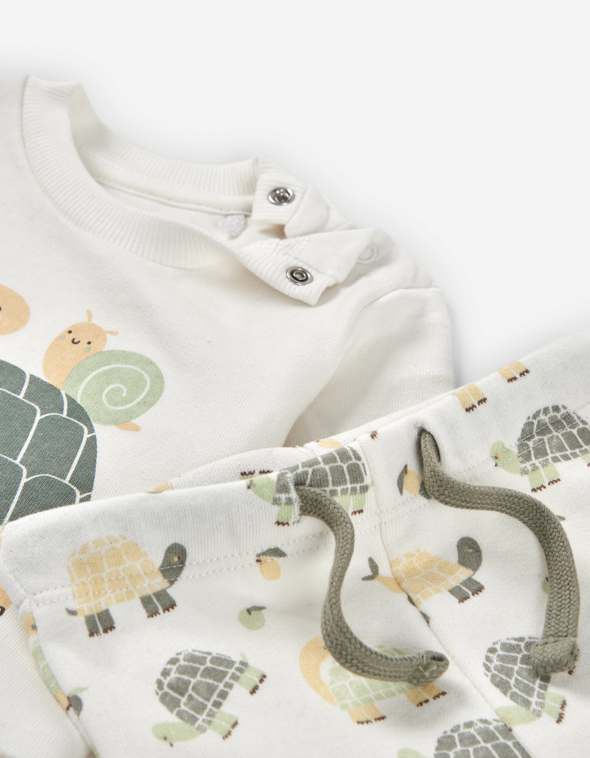 Brushed cotton set with motif for newborn boys, white