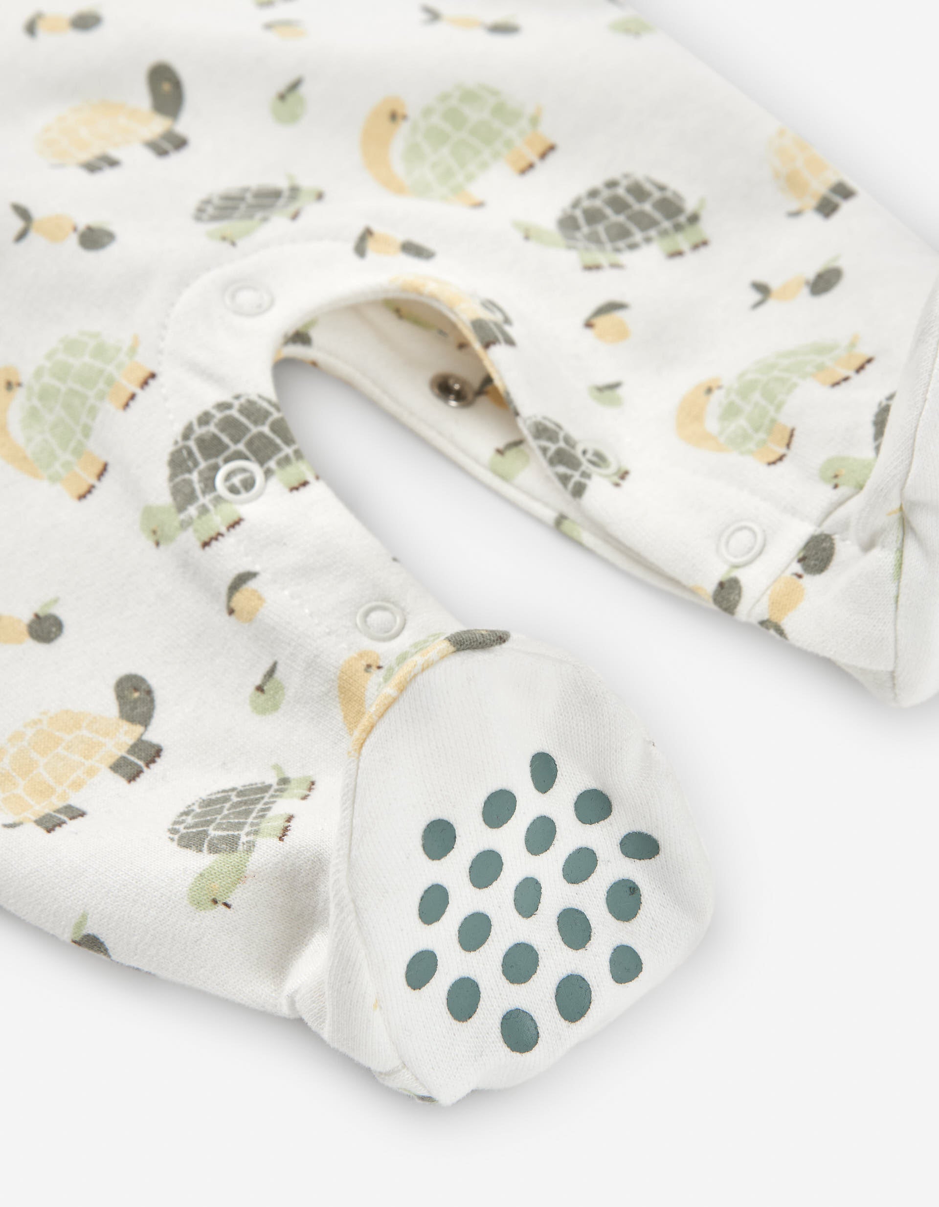 Brushed cotton sleepsuit with turtle motif for newborn boys, white