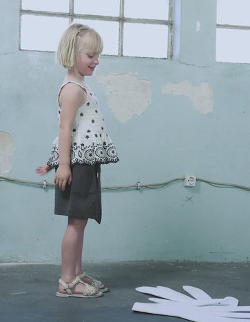 Cotton Bamboula Top with Embroidery for Girls, White/Black