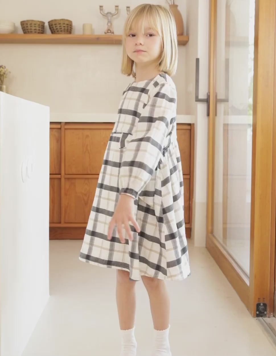 Cotton Dress with Check for Girls 'B&S', White/Beige/Grey