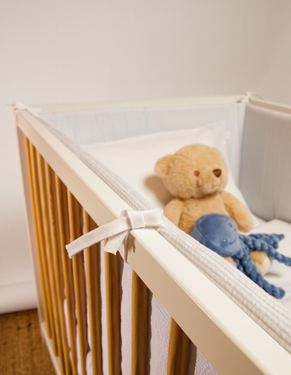 Bed Bumper Essential Blue Zy Baby