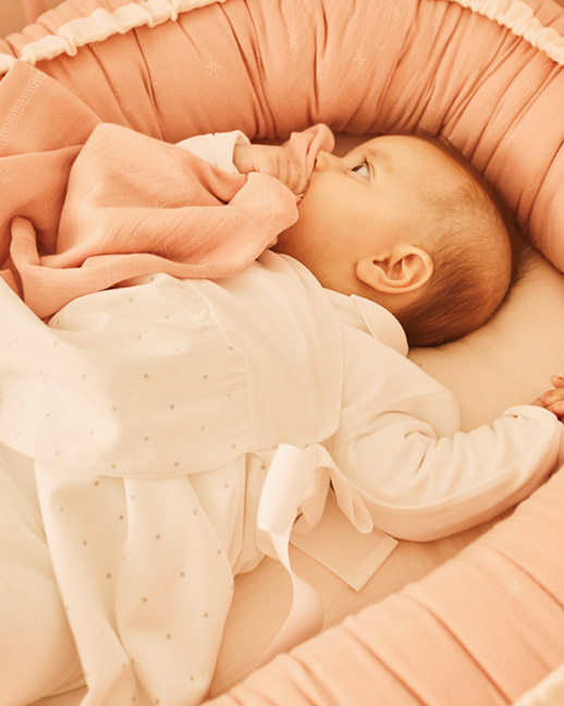 Essential Pink - Newborn Theme Zippy
